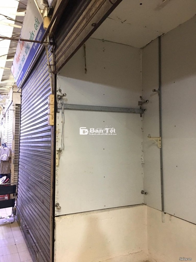 Cho thuê sạp đôi chợ Phạm Văn Hai Khu Mua Sắm Quần Áo  (3 X 1.5 m2)