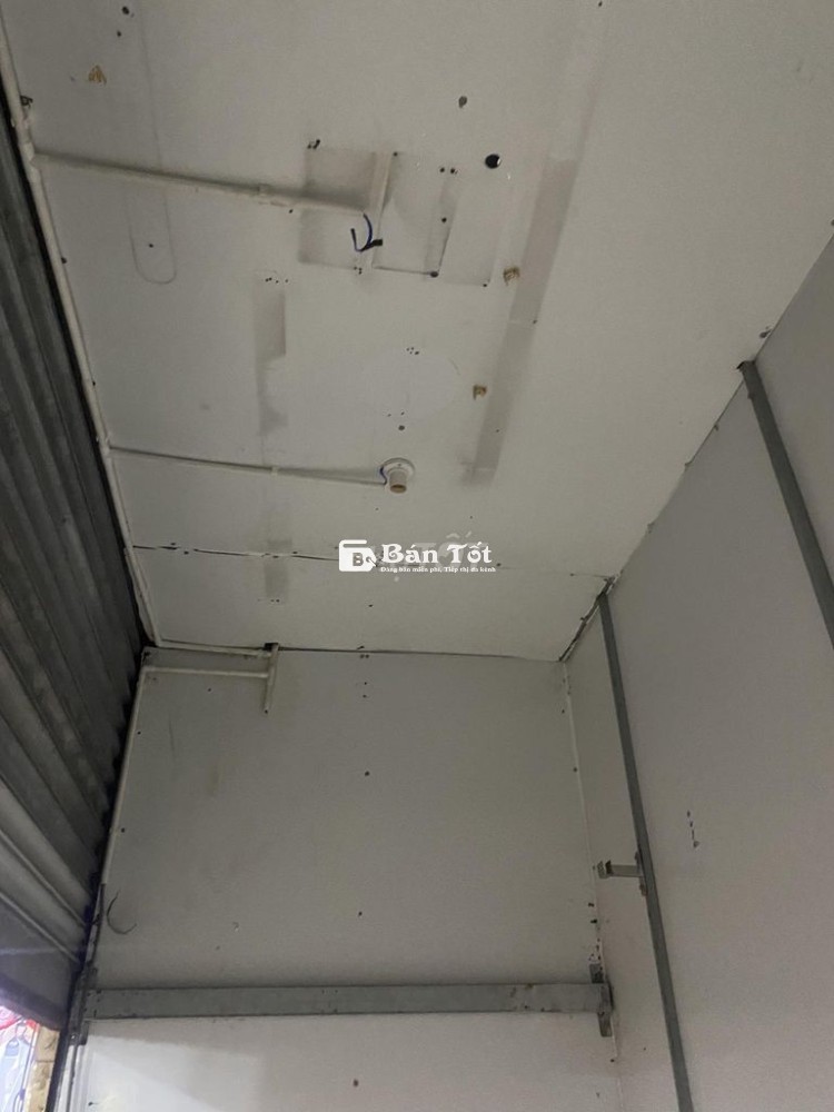 Cho thuê sạp đôi chợ Phạm Văn Hai Khu Mua Sắm Quần Áo  (3 X 1.5 m2)