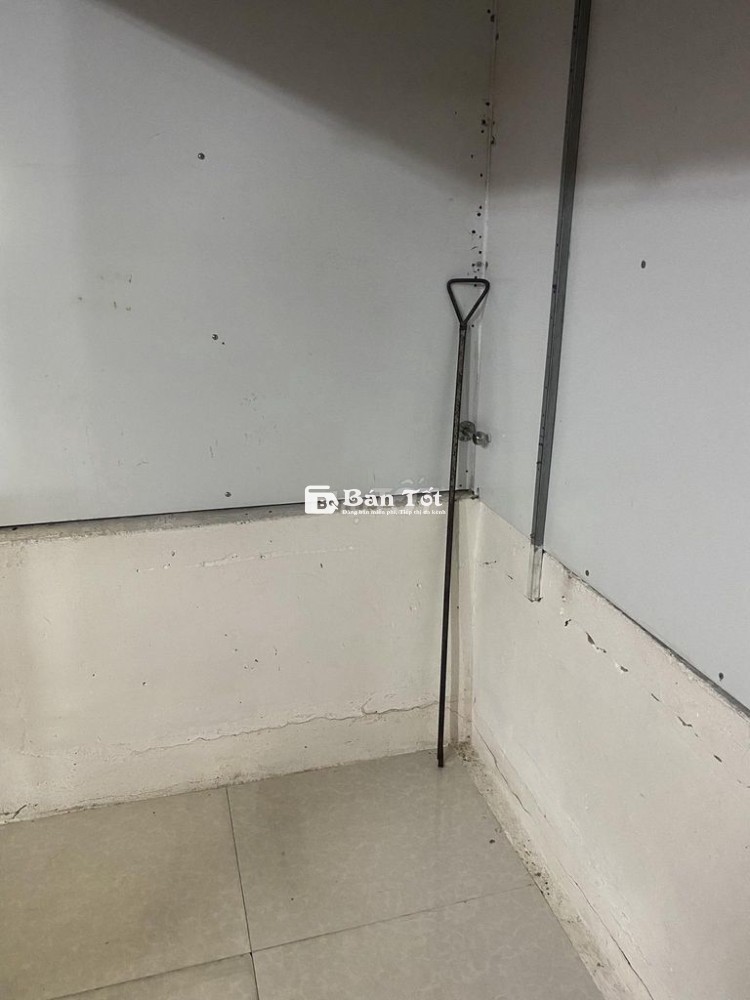 Cho thuê sạp đôi chợ Phạm Văn Hai Khu Mua Sắm Quần Áo  (3 X 1.5 m2)