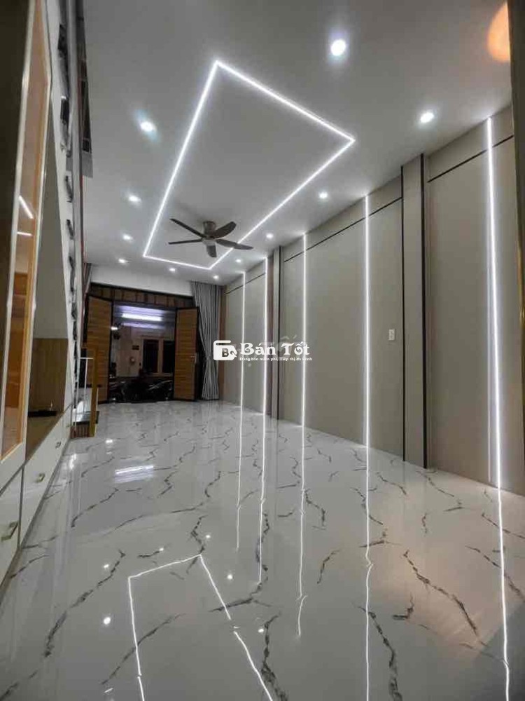 3tỷ39  Nguyễn Ảnh Thủ. 40m2- 2 Tầng-Nhà đẹp lung linh. Hiệp Thành Q12