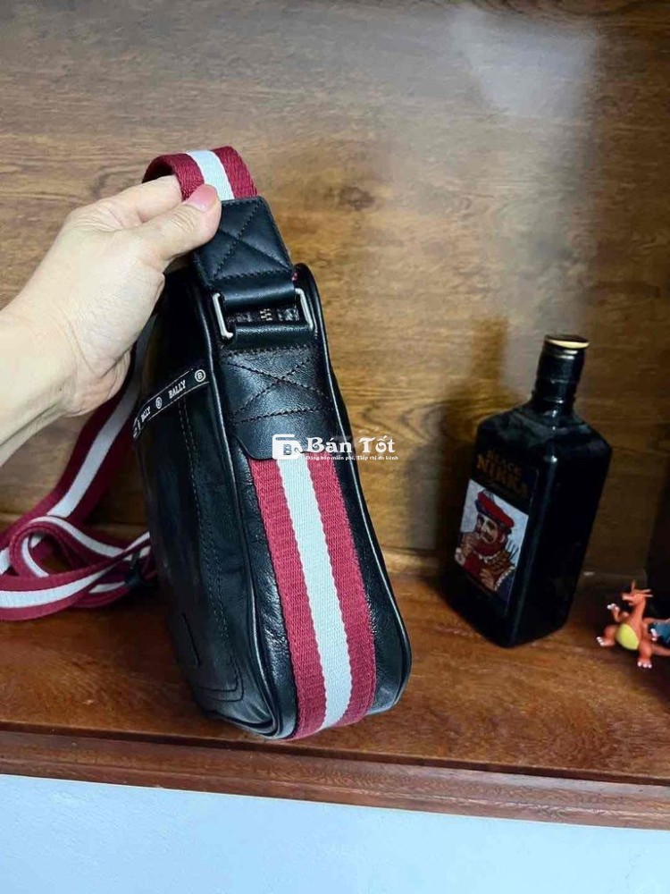 Đeo Chéo BALLY Size 20x23x7 🍒 Chéo Nam Nhỏ Gọn Cinh Cinh  