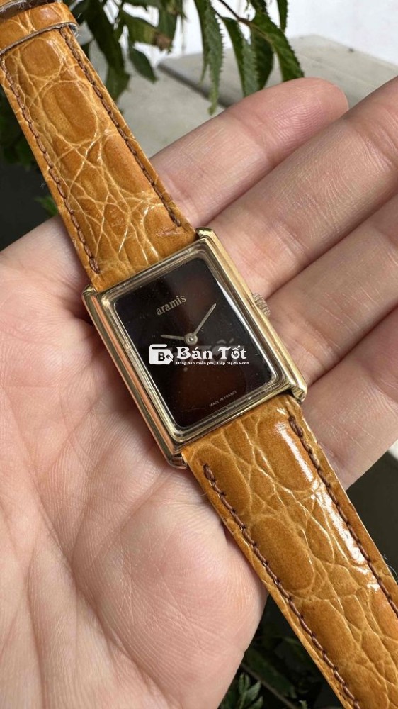 Đồng hồ tank cơ cót Pháp mặt hổ phách