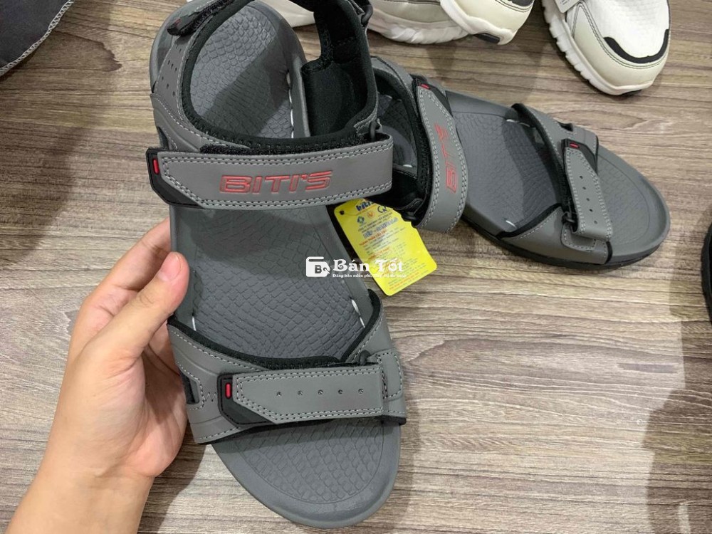 Thanh lý sdan bitis size 42