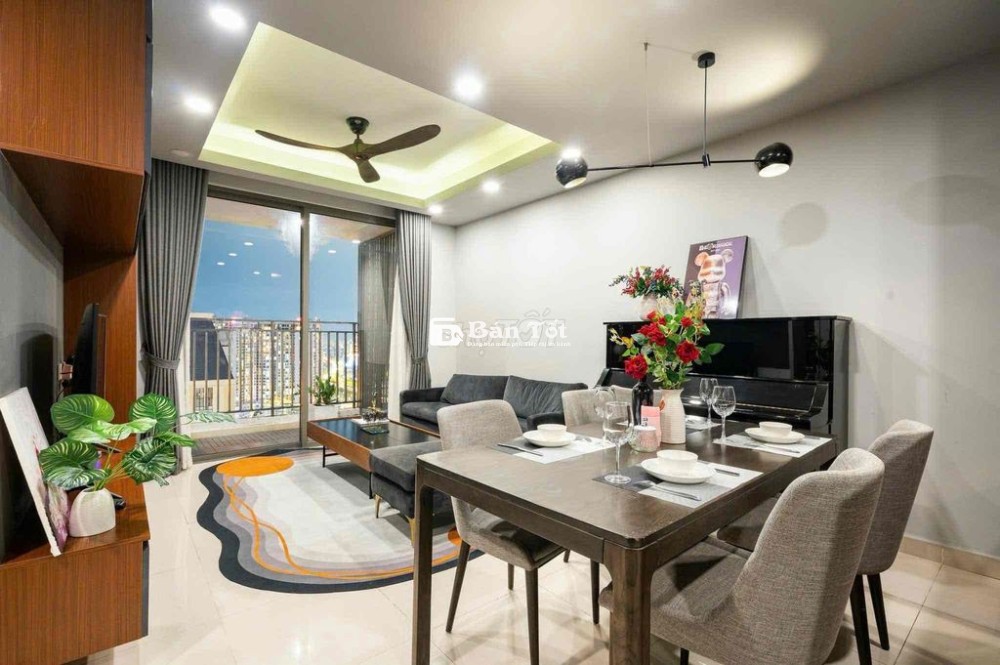 Cho Thuê Căn Hộ 2PN The Tresor Quận 4