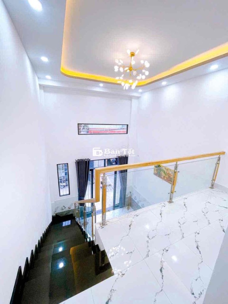 Nhà 1/ TÔ NGỌC VÂN. 4*11. sát gò vấp 5 phút