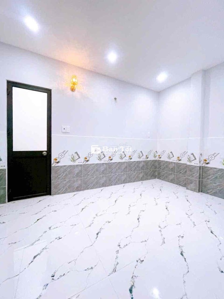 Nhà 1/ TÔ NGỌC VÂN. 4*11. sát gò vấp 5 phút