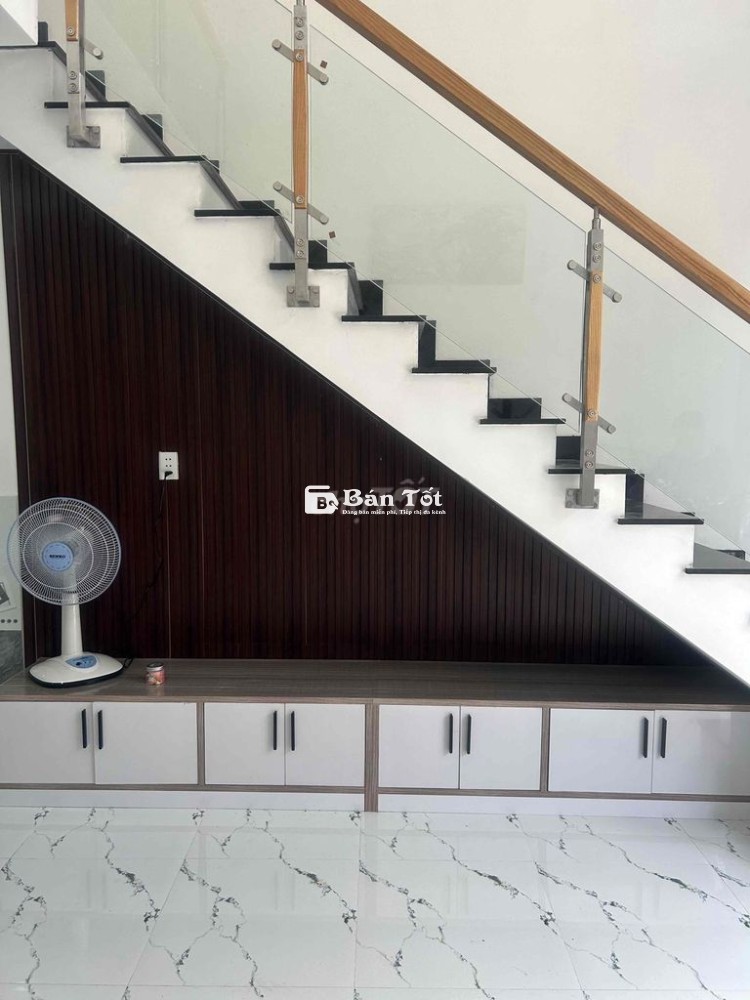 Nhà 1/ TÔ NGỌC VÂN. 4*11. sát gò vấp 5 phút