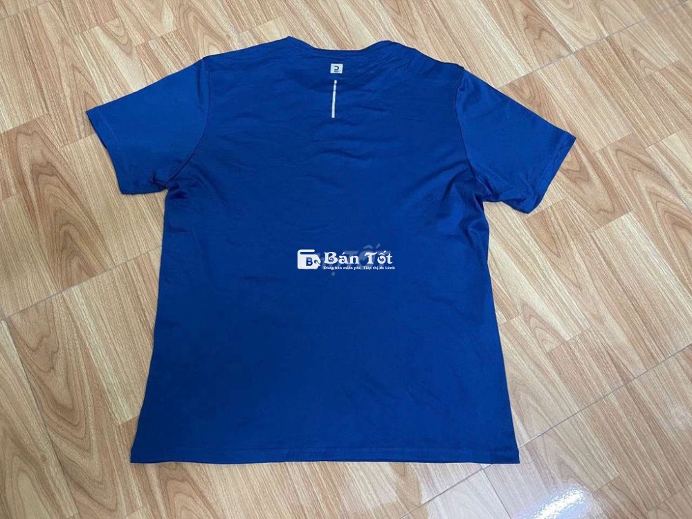 Áo tthao Decathlon size L