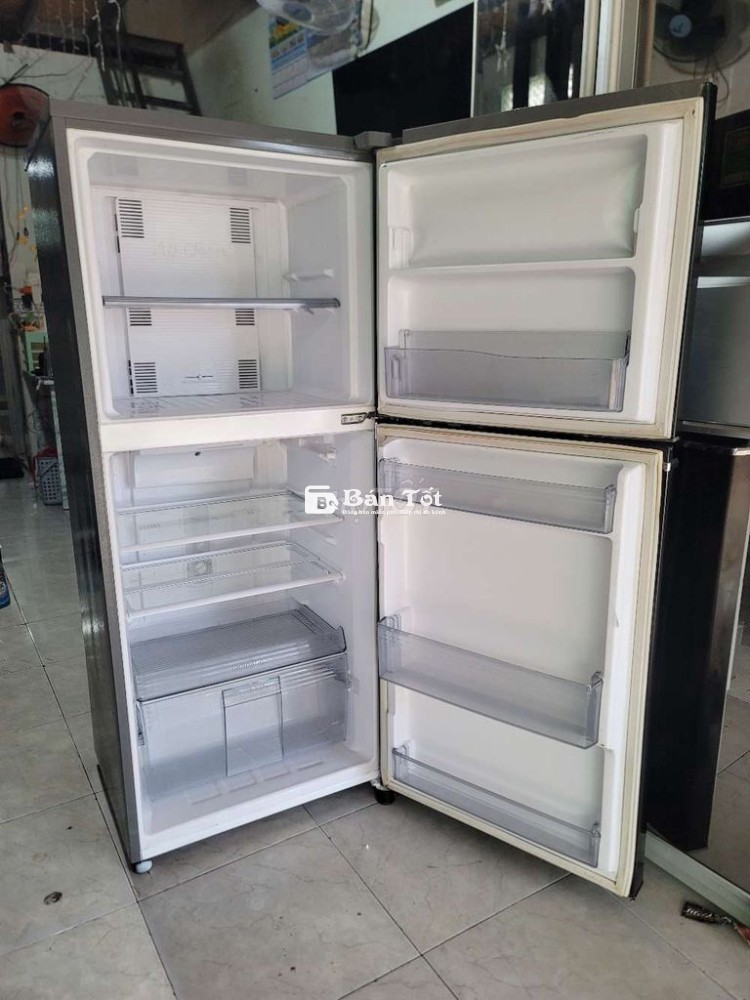 Tủ lạnh Panasonic Inverter 234L - Ngoại hình đẹp, chạy êm, đông nhanh!