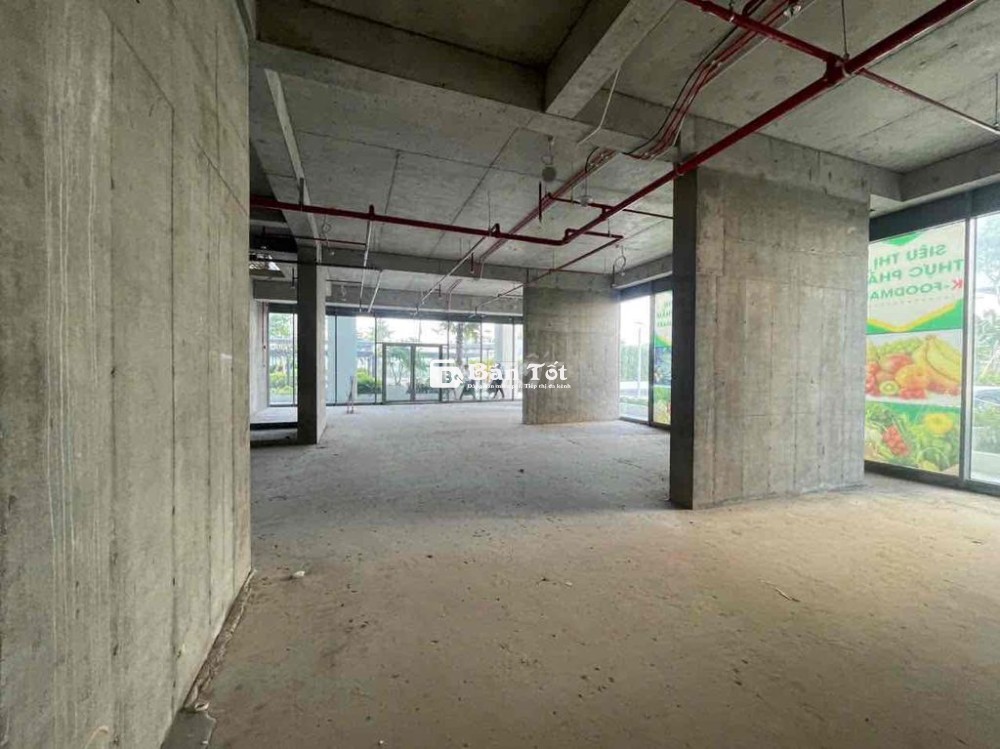 cho thuê shophouse 400m2 urbank green !
