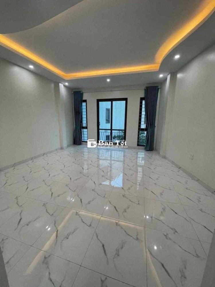 Nhà Ngô Quyền Hà Đông-46m2-3Tầng-Dân Xây Mới-ÔTÔ Đỗ Cửa-20m Ra Hà Đông