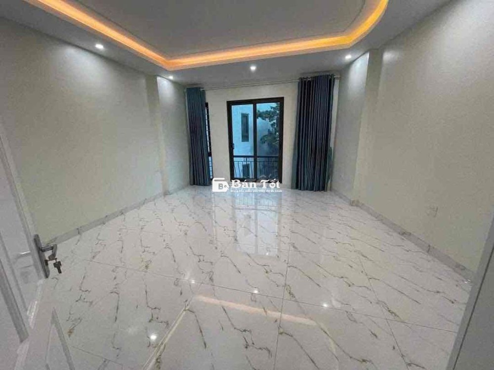 Nhà Ngô Quyền Hà Đông-46m2-3Tầng-Dân Xây Mới-ÔTÔ Đỗ Cửa-20m Ra Hà Đông