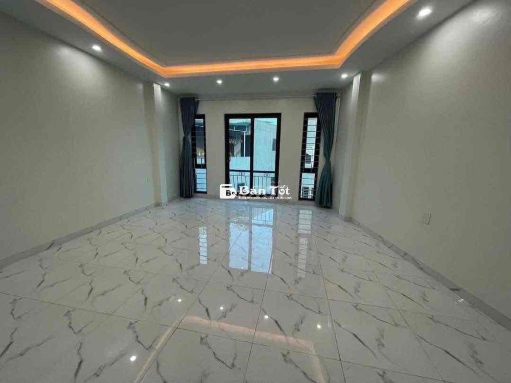 Nhà Ngô Quyền Hà Đông-46m2-3Tầng-Dân Xây Mới-ÔTÔ Đỗ Cửa-20m Ra Hà Đông