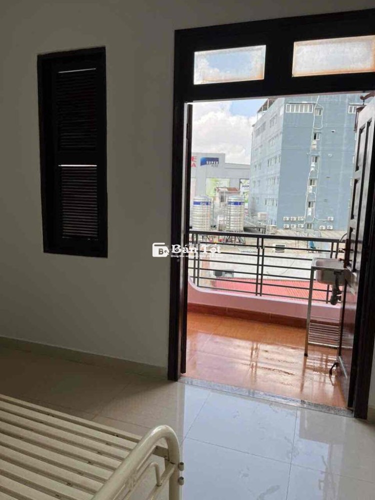 CHDV MỚI KENG 7PN 7WC 3,8*17m 3LẦU ST NGUYỄN VĂN LƯỢNG