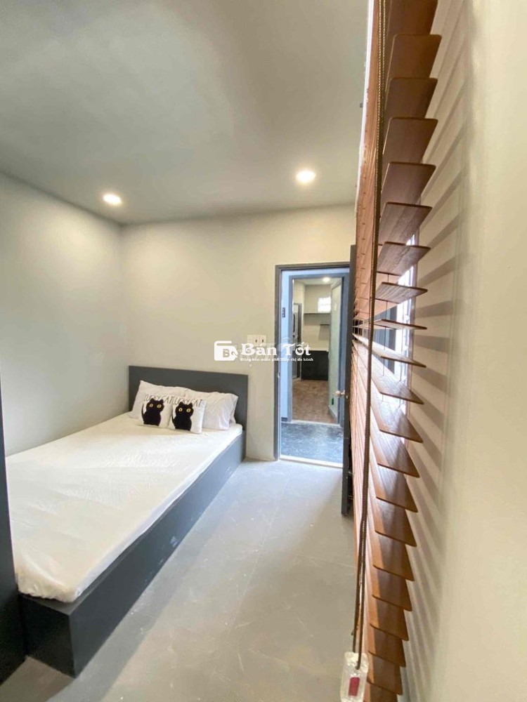 CĂN HỘ STUDIO FULL NỘI THẤT TÁCH BẾP CỬA SỔ ĐÓN NẮNG GẦN VINCOM 3/2