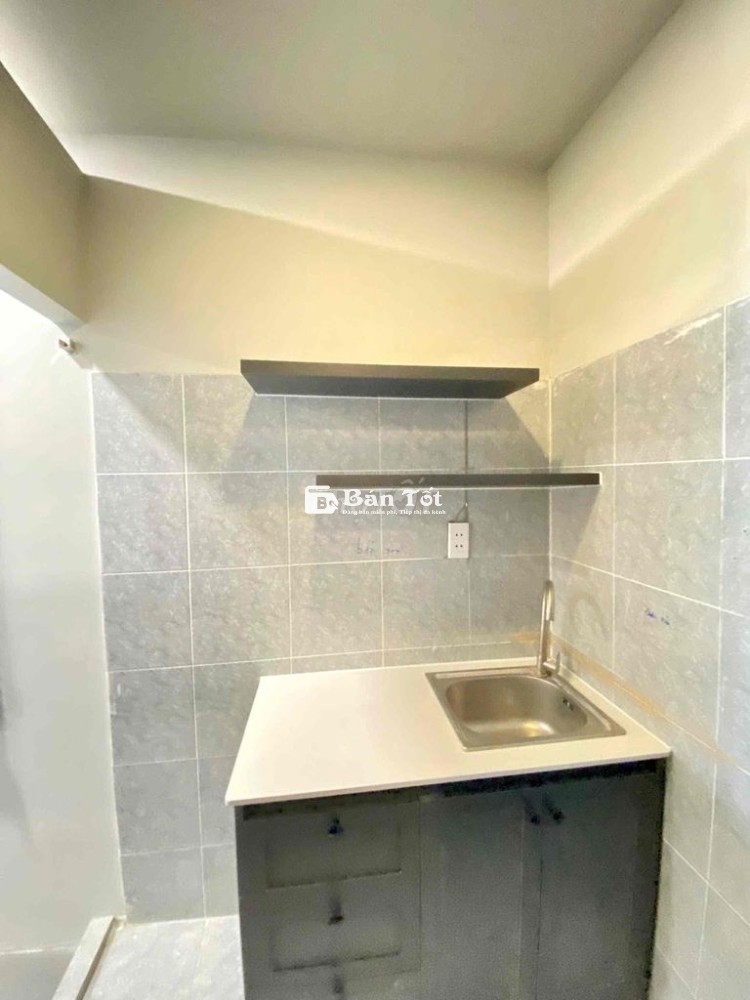 CĂN HỘ STUDIO FULL NỘI THẤT TÁCH BẾP CỬA SỔ ĐÓN NẮNG GẦN VINCOM 3/2