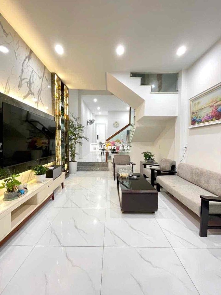 Nhà 2 MÊ Gần Nguyễn Văn Linh full nội thất