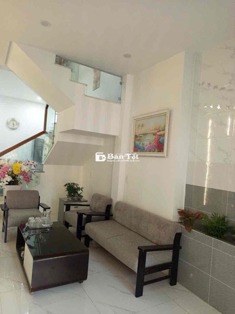 Nhà 2 MÊ Gần Nguyễn Văn Linh full nội thất