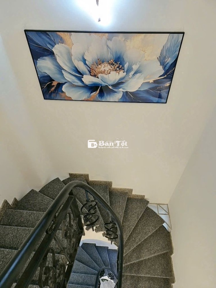 Bán Nhà Đường Trường Sa 1 Trệt 2 Lầu Full Nội Thất, Nhà Đẹp  