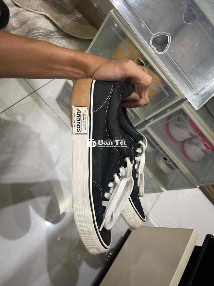 Ananas Basas Bumper - Low Top Size 41 - Giá Sốc!