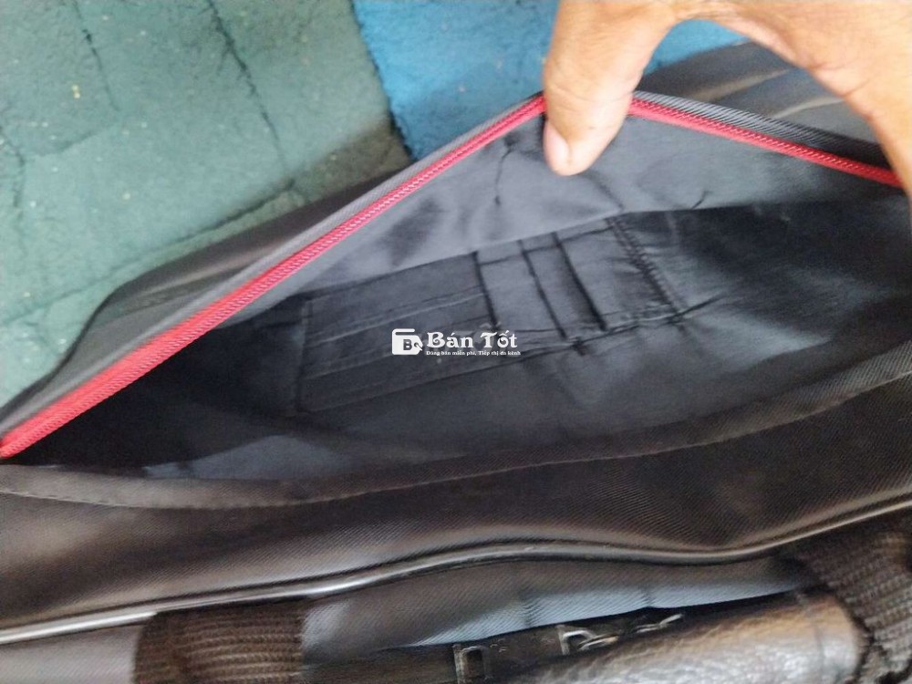 Cặp laptop 15.6in  LENOVO size 39*29*6cm