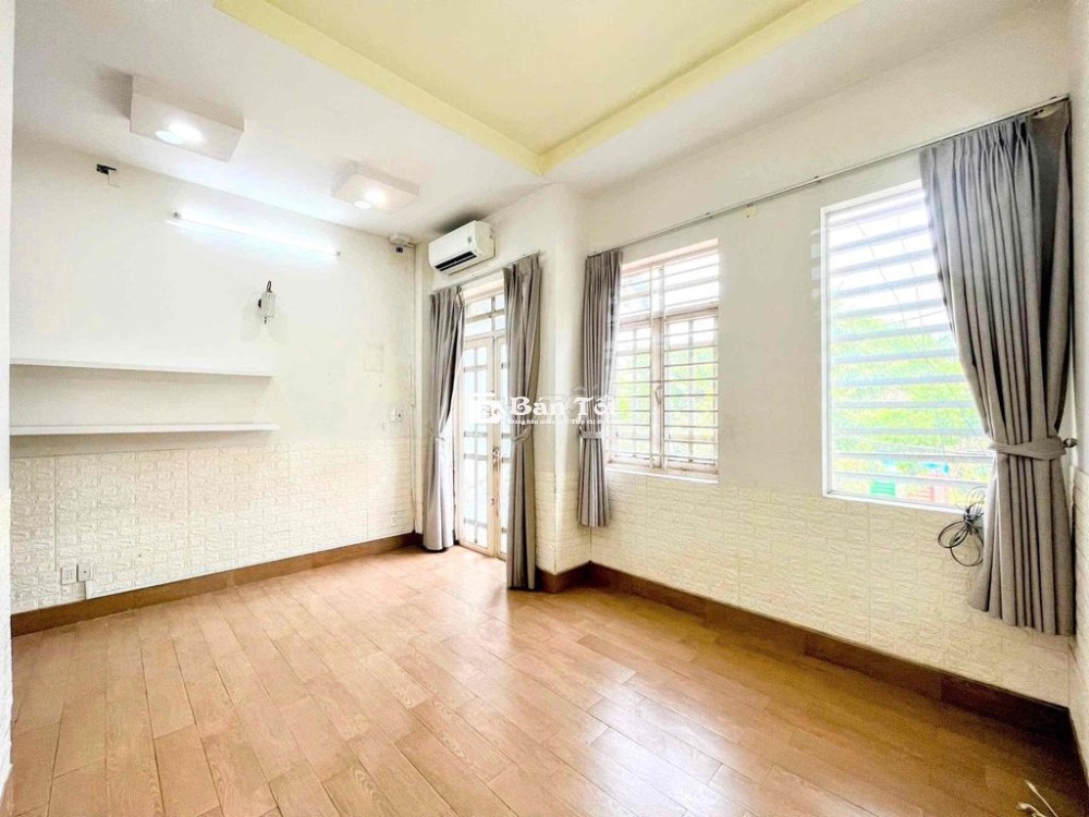 NHÀ MẶT TIỀN MỚI 1T3L gần HOÀNG DIỆU 2.Vỉa Hè lớn. KD MỌI NGÀNH NGHỀ