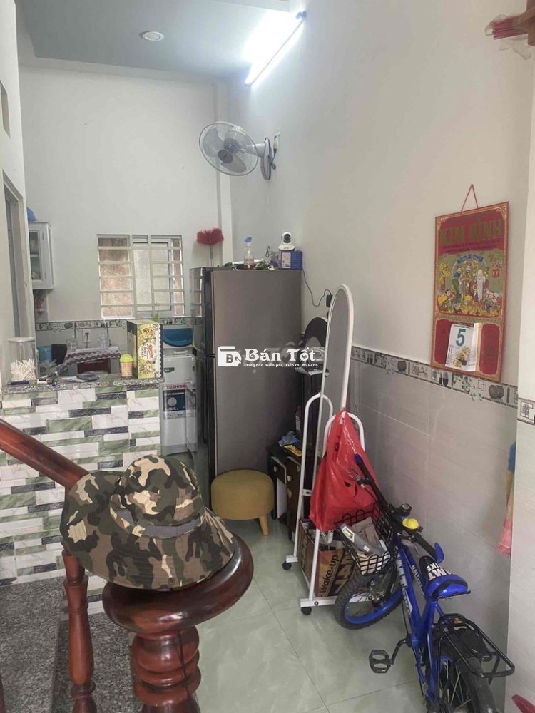 bán nhà sổ hồng chung - giếng khoan có lọc - nội thất cơ bản