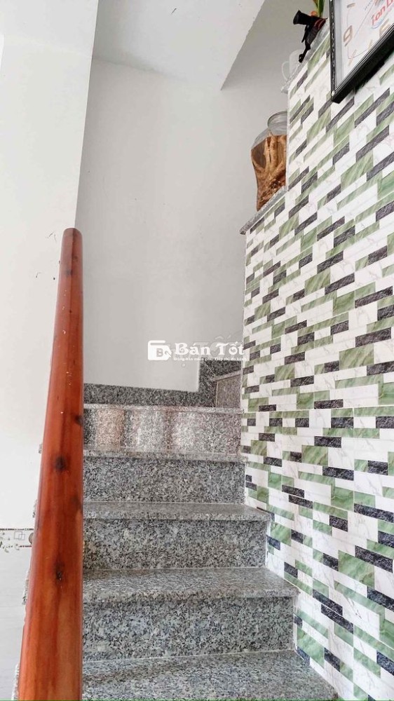 bán nhà sổ hồng chung - giếng khoan có lọc - nội thất cơ bản