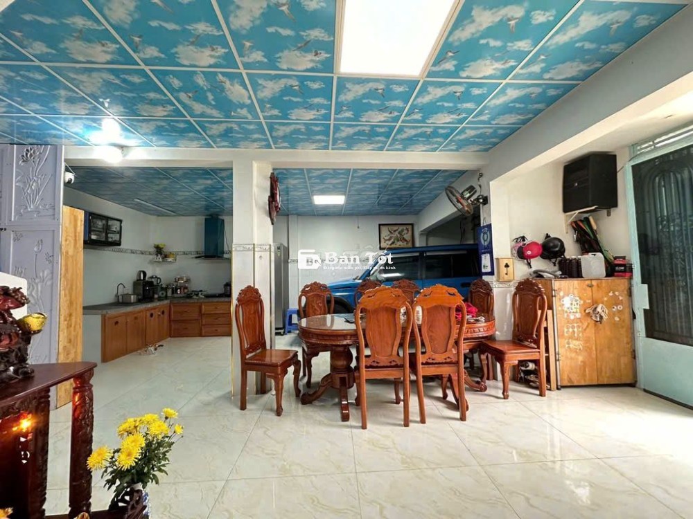 Ngang Khủng 7m Nơ Trang Long Đường Xe ô Tô Hiếm