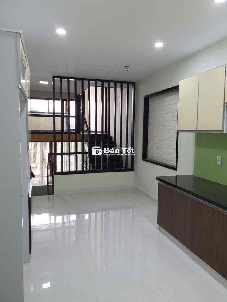 Nhà trệt lầu hẻm YERSIN gần Ngã 6 đường nhựa chỉ 3ti650