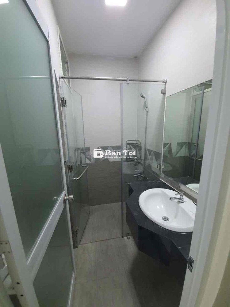 Nhà trệt lầu hẻm YERSIN gần Ngã 6 đường nhựa chỉ 3ti650