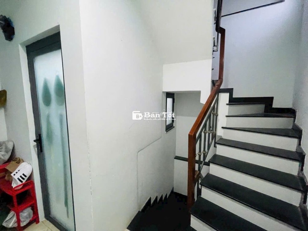 Nhà 4 Lầu HXH Nguyenx Văn Nghi Gò Vấp thu nhập 30 triệu Bán Gấp 7,3 tỷ