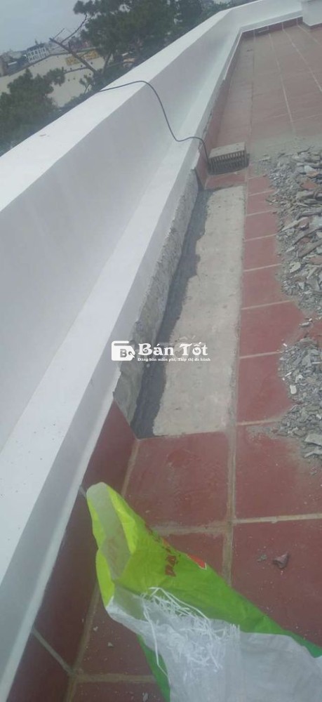 Tuyển 05 thợ phụ chống thấm công trình