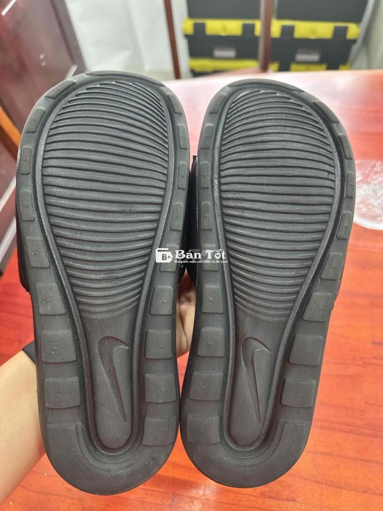 Dép nike chính hãng. size 41