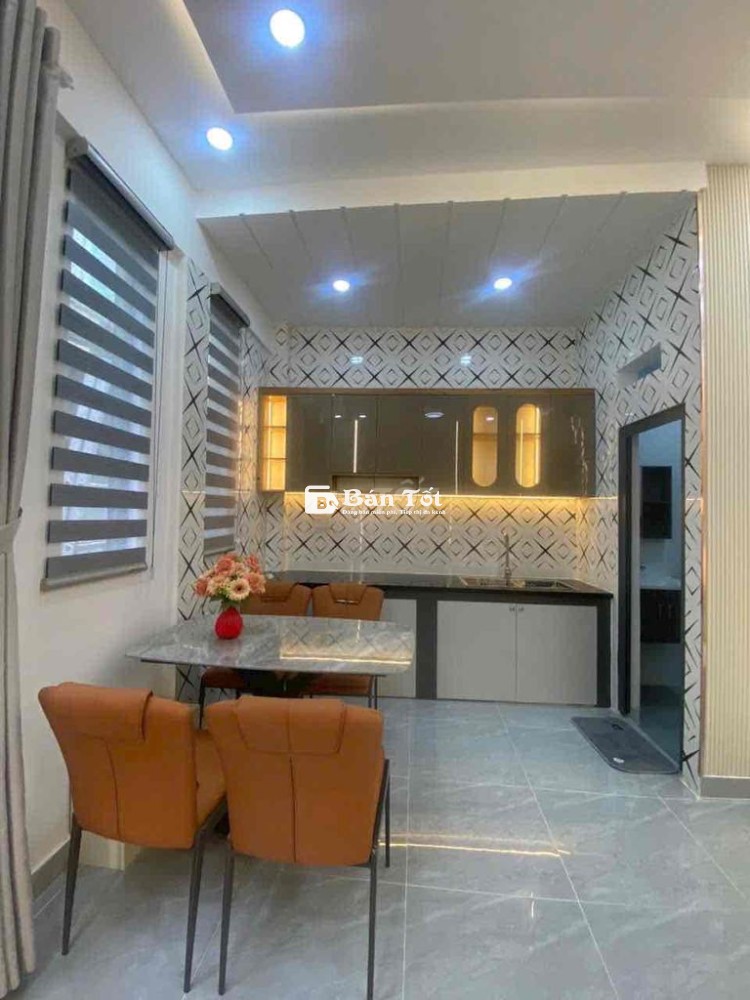 BÁN NHÀ PHỐ ĐẸP, TRUNG TÂM PHƯỜNG 8 QUẬN GÒ VẤP