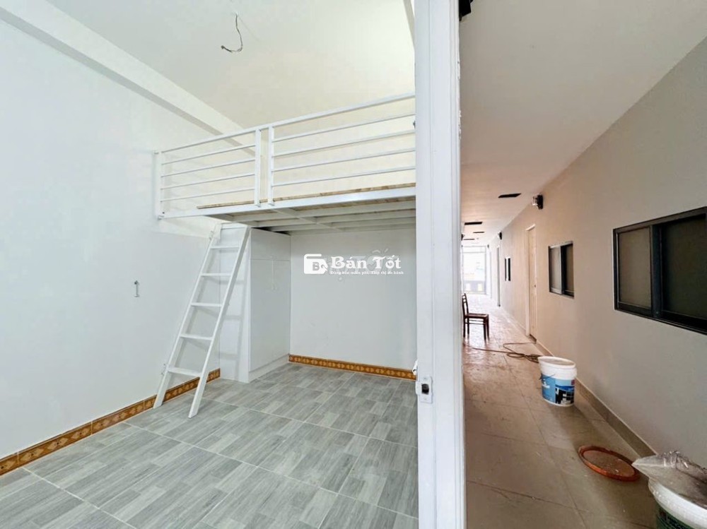 Phòng Mới xây 100%_ Gần ĐH Ngân Hàng _ Cầu Vượt Linh Xuân