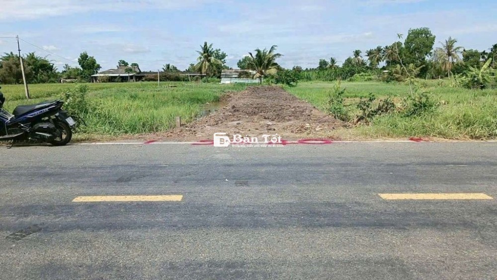 Bán đất mặt tiền Đ nhựa thuận tiện kinh doanh