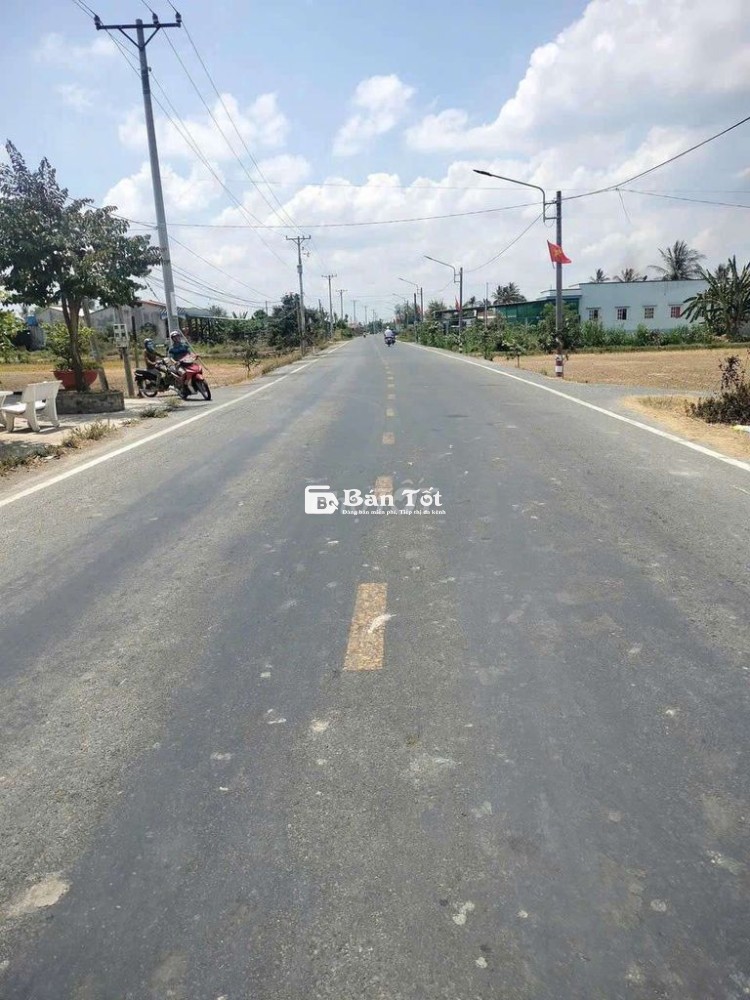 Bán đất mặt tiền Đ nhựa thuận tiện kinh doanh