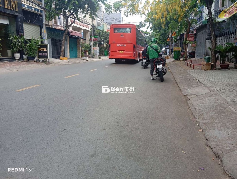 Nhà mặt tiền An Phú Đông ngang 6m8, đường 12m