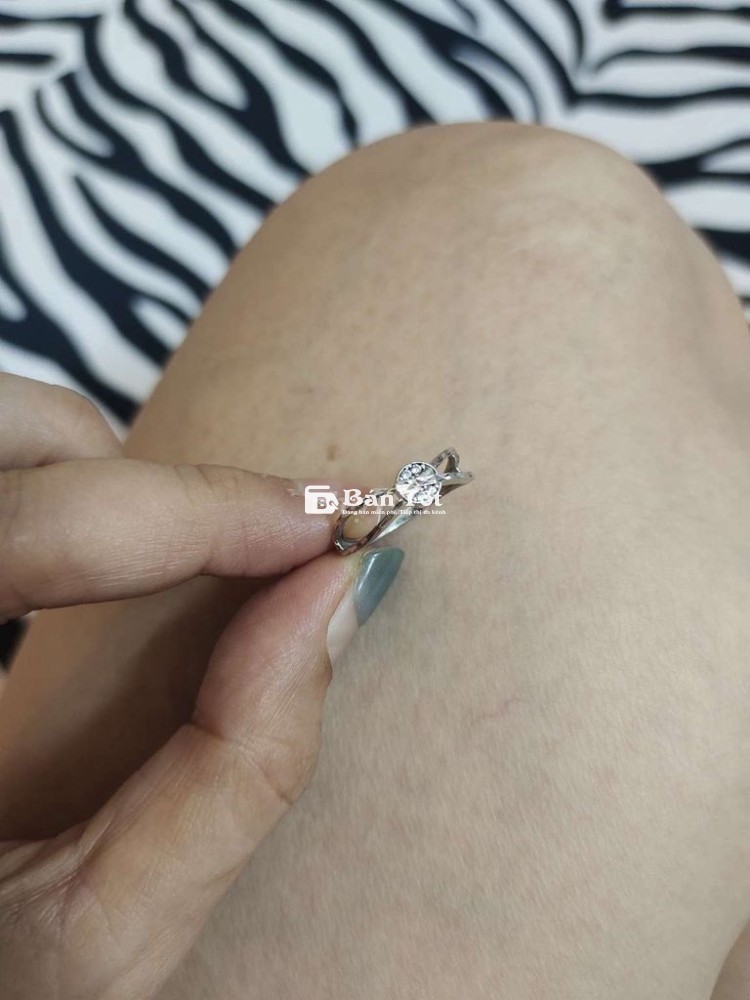 Nhẫn bạc xi trắng