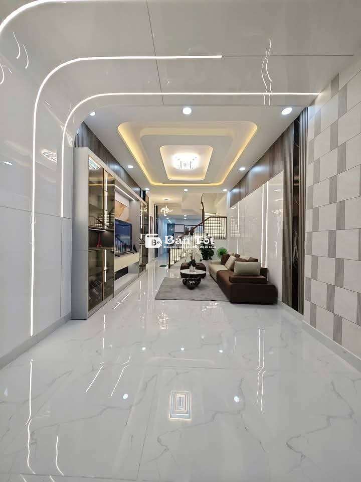 Nhà Hẻm Xe Hơi Nguyễn Duy Cung p12 GV 53Mv 3Lầu 4Pn chỉ 6,45Tỷ