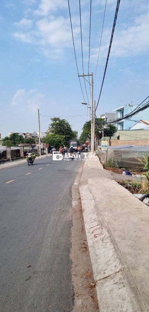 🏠Nhà-1ty6-ấp3-bùi-công-trừng-đông-thạnh-HM- hẻm xe hơi vô nhà
