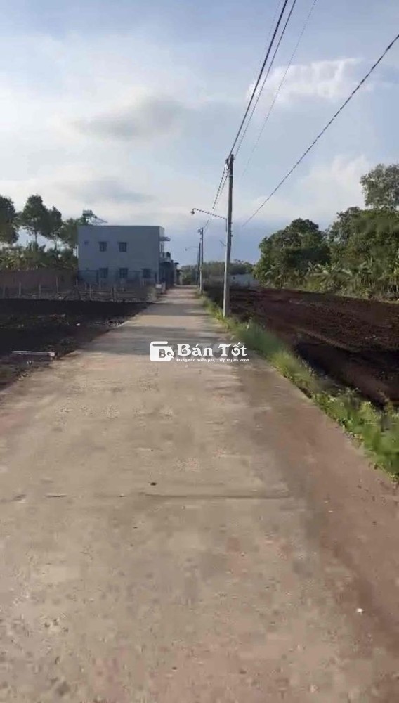 Đất thổ cư. Ngay UB Xã Cẩm Đường, cách cổng B SBay 1,5km