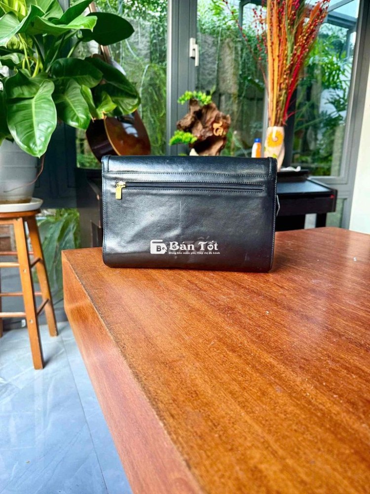 Chuyên cung cấp Clutch Sachi cao cấp với nhiều mẫu mã đa dạng, phù hợp với nhiều phong cách thời trang. Clutch Sachi không chỉ là phụ kiện thời trang mà còn là vật dụng tiện ích mỗi ngày, giúp bạn tỏa sáng mọi lúc mọi nơi.