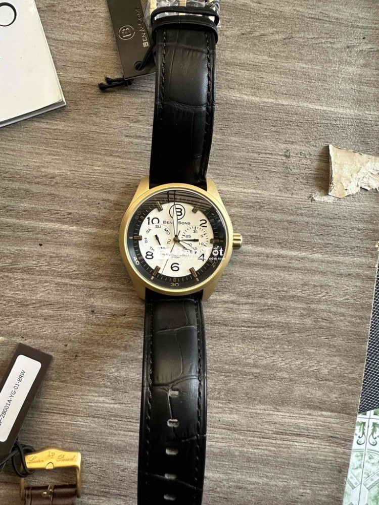 Đồng hồ Nam đồng giá