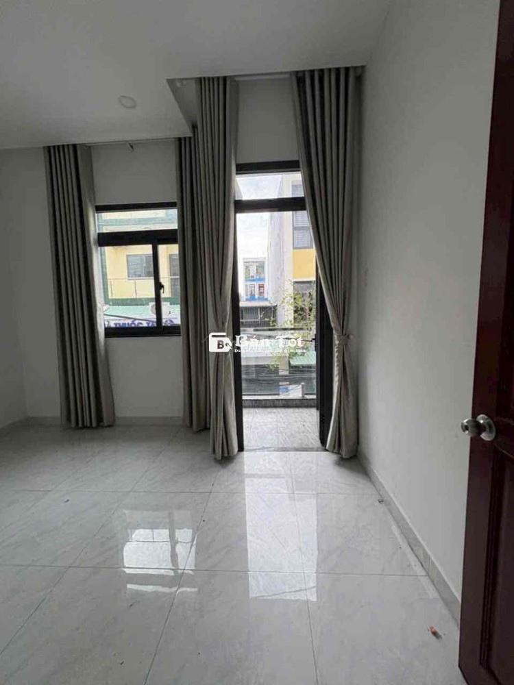 SÁT MT GÒ XOÀI - 3 TẦNG - 4 x 10 - ĐƯỜNG NHỰA 6M THÔNG