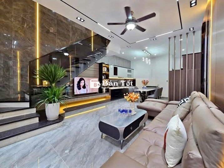NHÀ THỦ ĐỨC MẶT TIỀN XE HƠI - SHR - 7.5 TỶ - 54M2 - 10M RA VẠN PHÚC