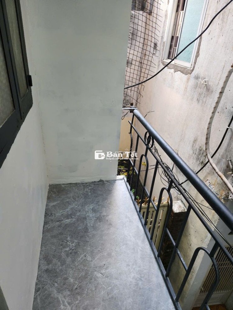 Cho thuê nhà ở riêng đường Trần Hưng Đạo Quận 1