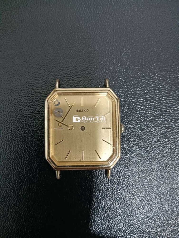 Đồng hồ Tank Seiko