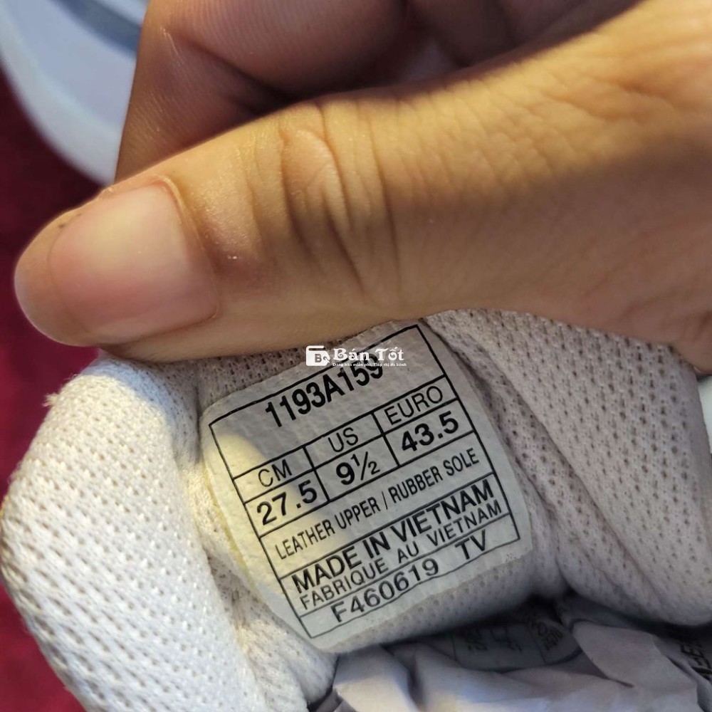 Giày asix size 43